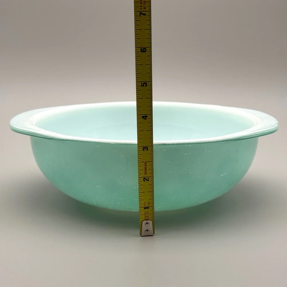 Vintage Pyrex Teal 024 2 QT Round Casserole Dish Bowl Made In USA‎